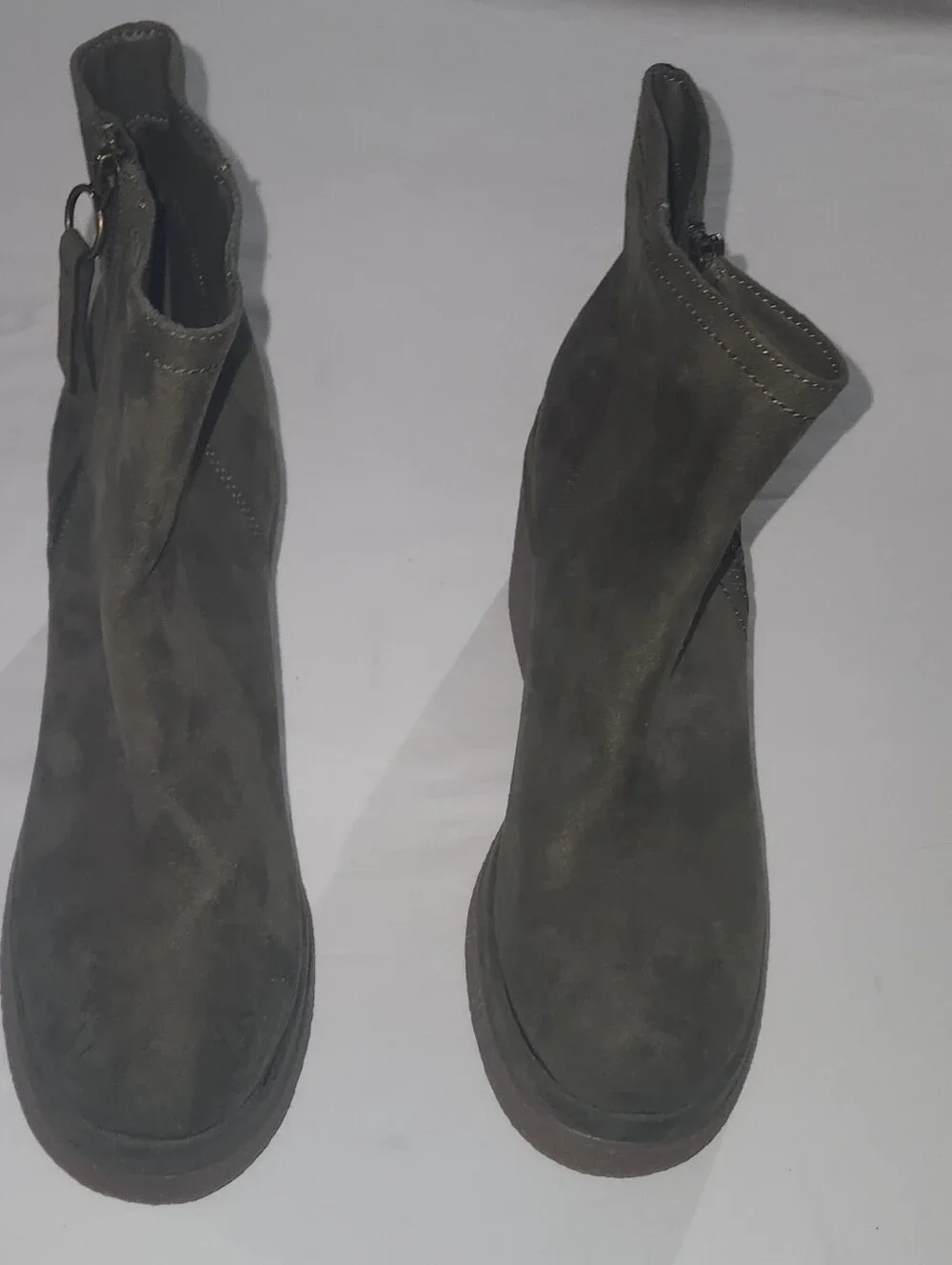 Women's Faux Suede Ankle Boots in Olive Green Block Heel Size 11